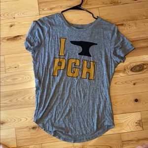 American Eagle T-shirt